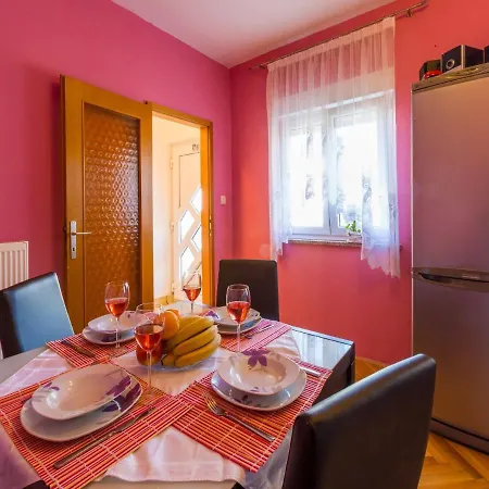 Daire Mariposa Dramalj