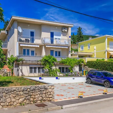 Mariposa Apartament Dramalj