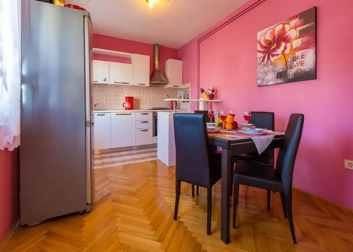 Mariposa 公寓 德拉马利